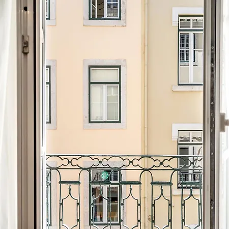 Akicity Baixa Out Lisboa